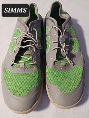 SIMMS Water Shoes Slip Ons Womens Size 11 Style 35614